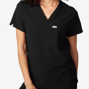 WearFIGS Catarina Black Scrub Top FIGS